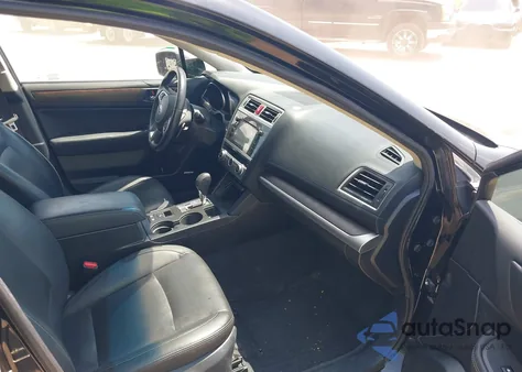 2015 Subaru Outback 3.6R Limited z USA, uszkodzony, nr VIN 4S4BSELC8F3239398